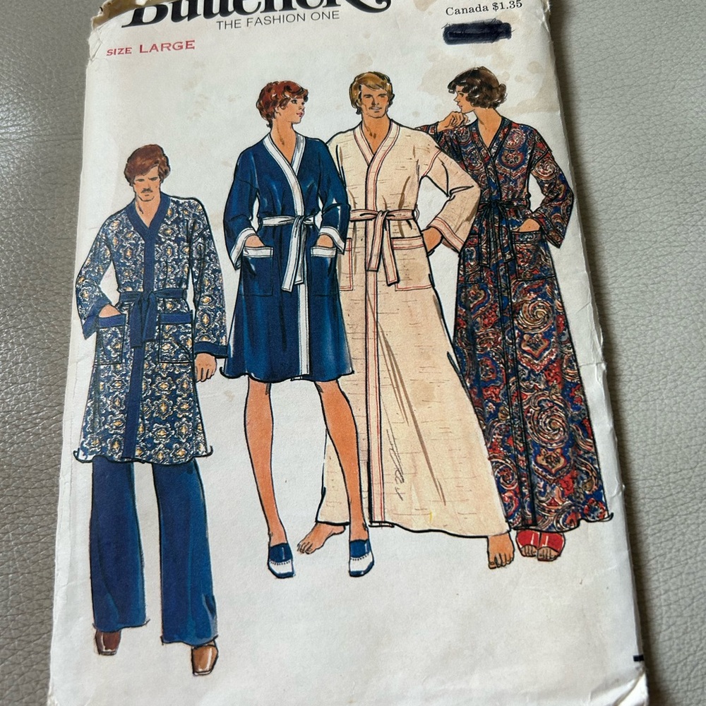 Vintage 1970 Butterick Sewing Pattern - Robe & Loungewear